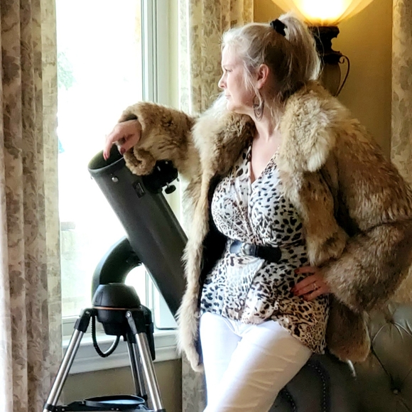 Luscious Coyote Fur Stroller sz M - Picture 14 of 17